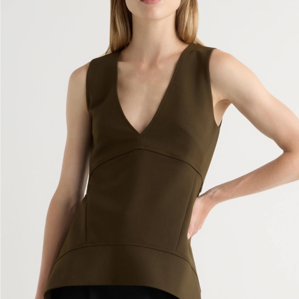 Nakitha Asymmetric-Tunic Hem Blouse
Small